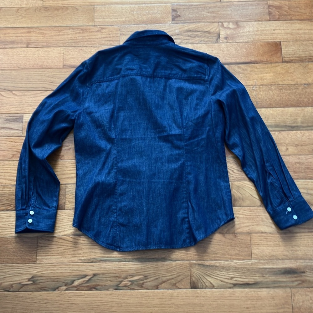 J. Crew Factory - Women’s Dark Wash Chambray Shirt - Large - Picture 4 of 4